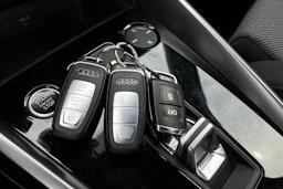 musta Audi A3 2022 kuva 7.