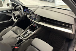 musta Audi A3 2022 kuva 28.