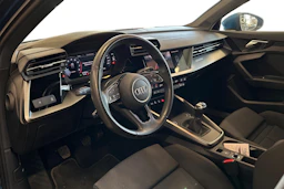 sininen Audi A3 2023 kuva 3.