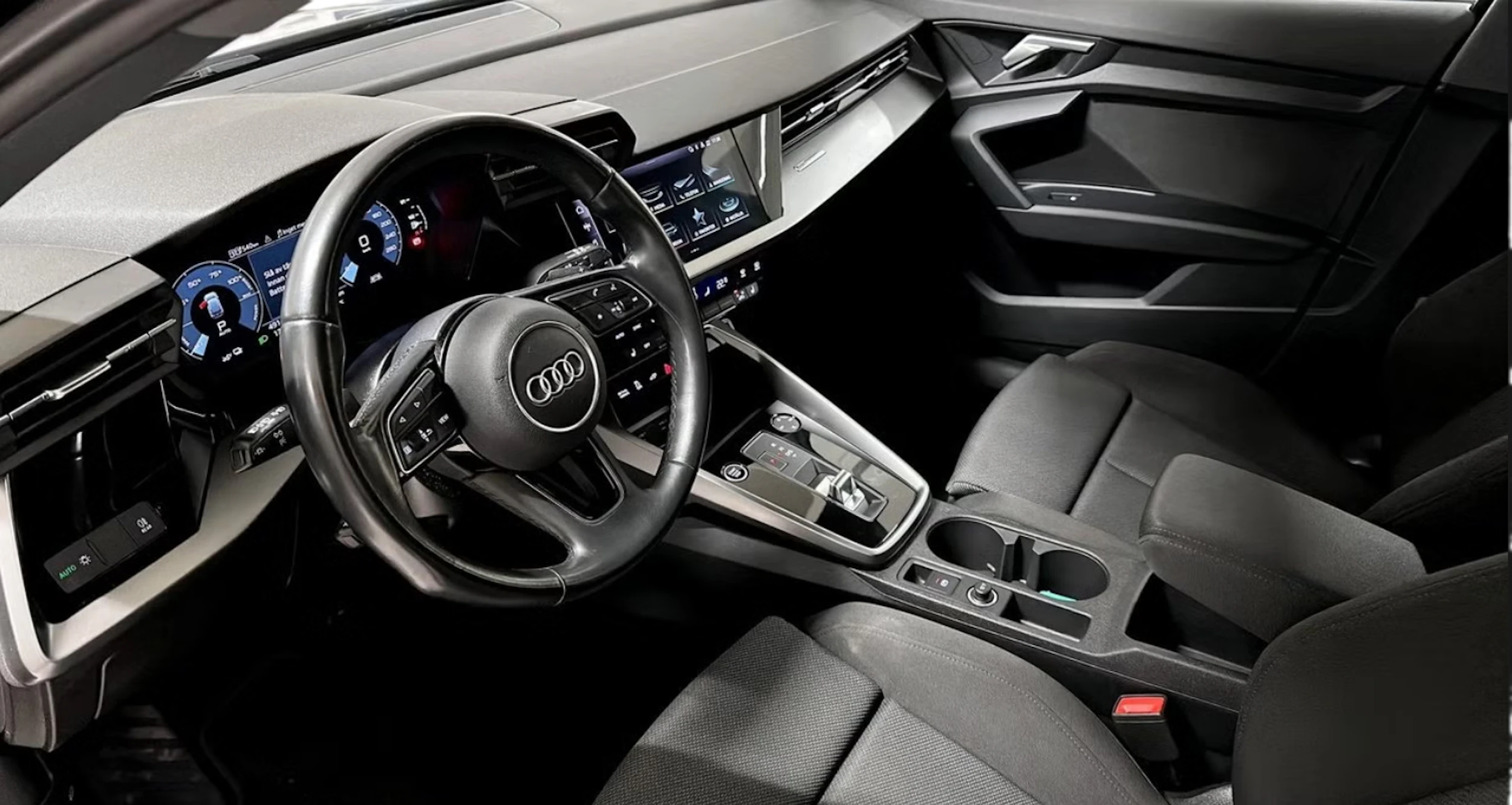 musta Audi A3 2023 kuva 5.