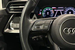 musta Audi A3 2023 kuva 15.