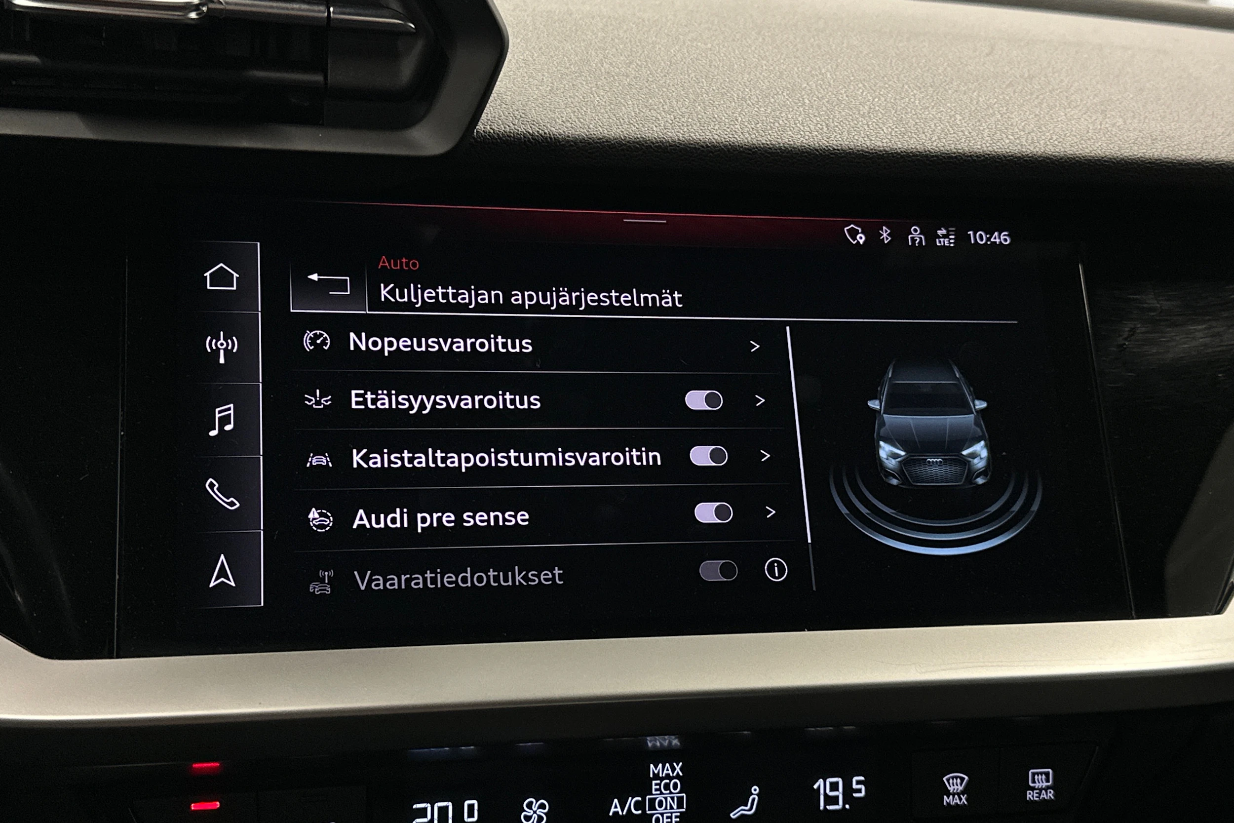 musta Audi A3 2023 kuva 20.