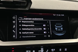 musta Audi A3 2023 kuva 20.