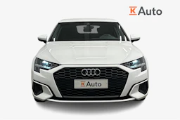 valkoinen Audi A3 2023 kuva 5.