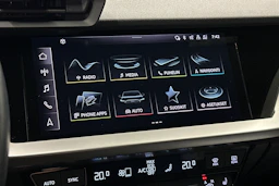 valkoinen Audi A3 2023 kuva 20.
