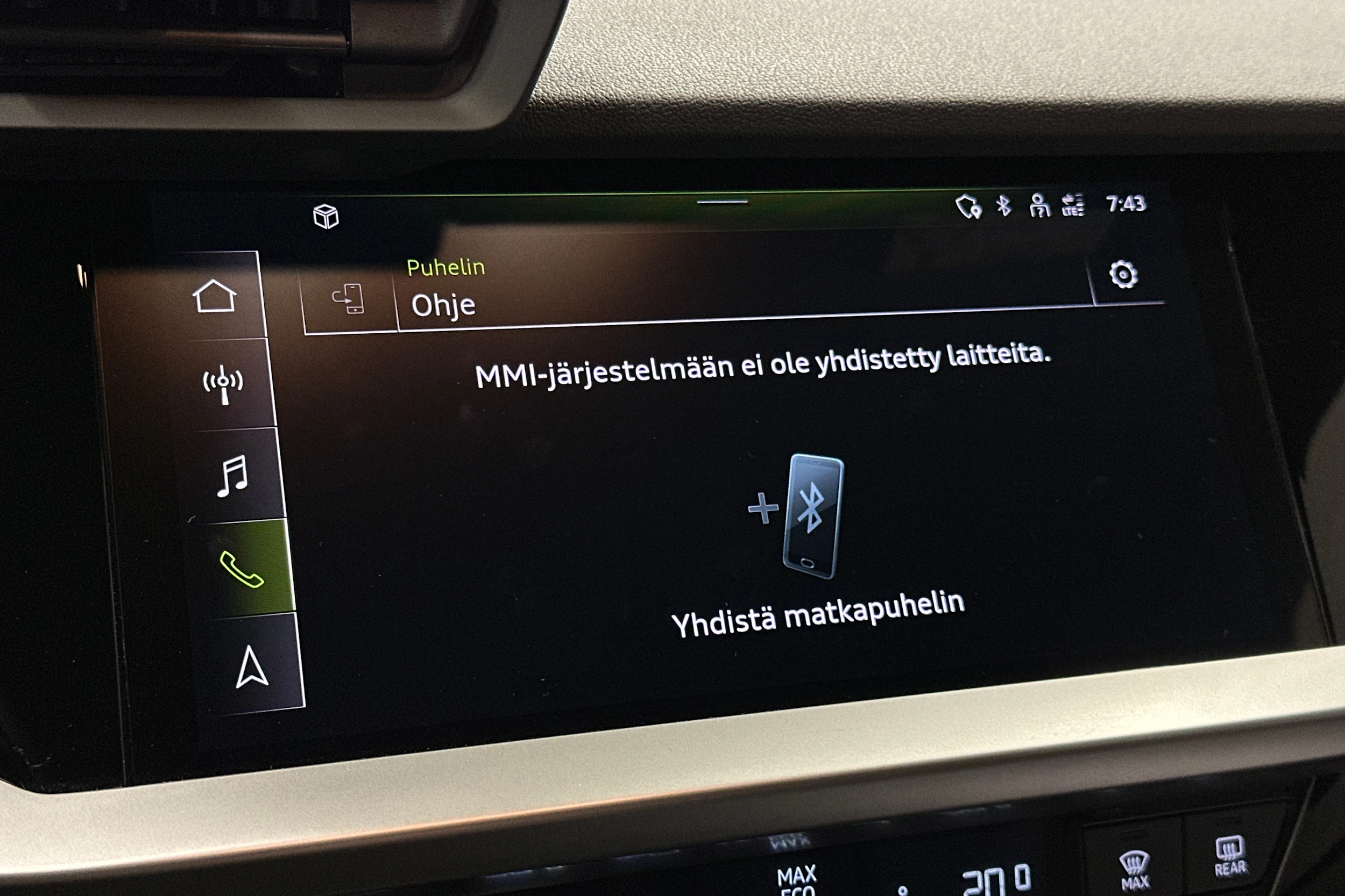 valkoinen Audi A3 2023 kuva 24.
