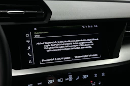valkoinen Audi A3 2023 kuva 25.
