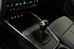 valkoinen Audi A3 2023 kuva 31.