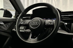 musta Audi A3 2023 kuva 17.