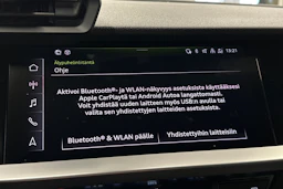 musta Audi A3 2023 kuva 22.