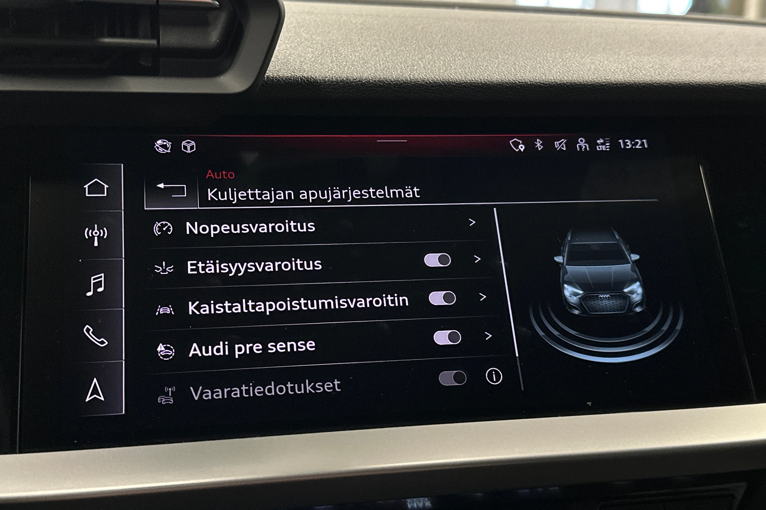 musta Audi A3 2023 kuva 23.