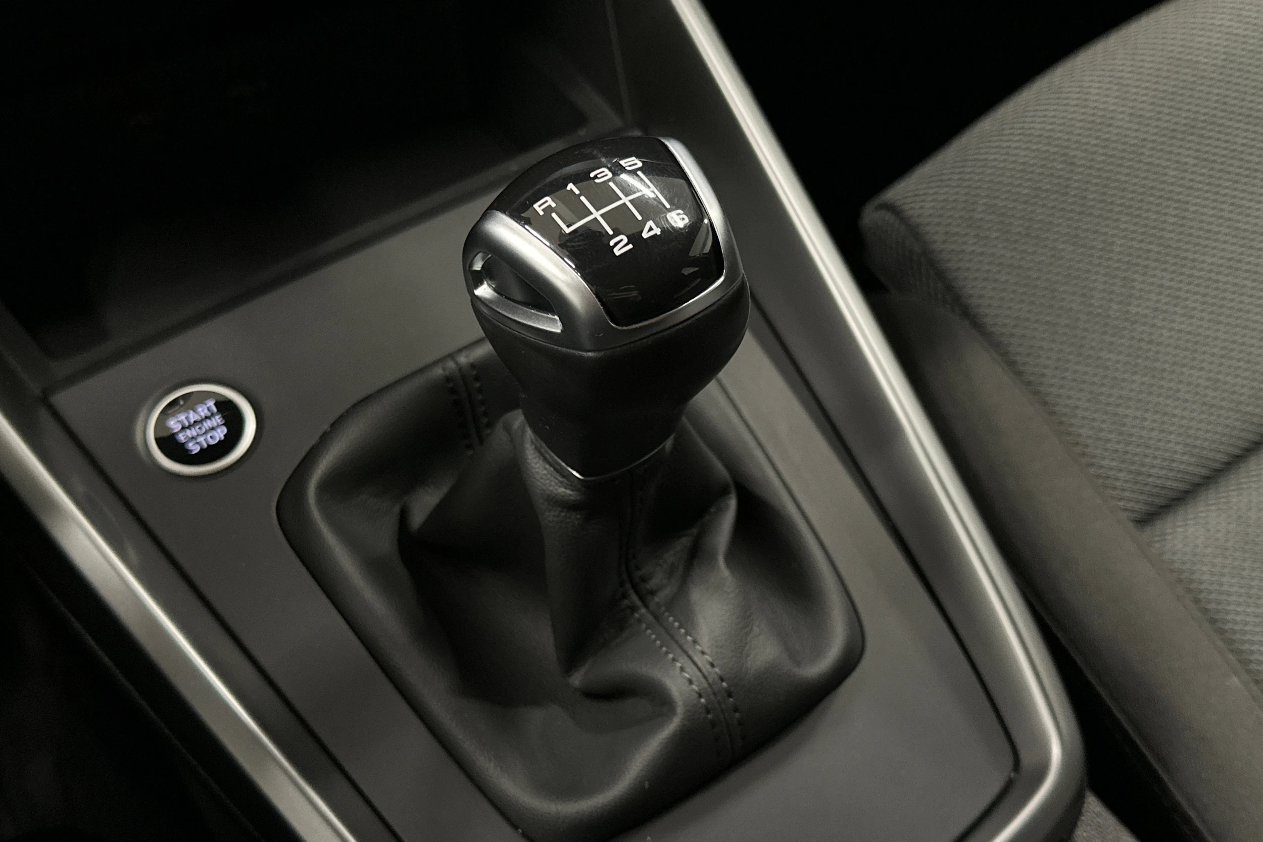 musta Audi A3 2023 kuva 25.