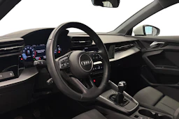 valkoinen Audi A3 2023 kuva 3.