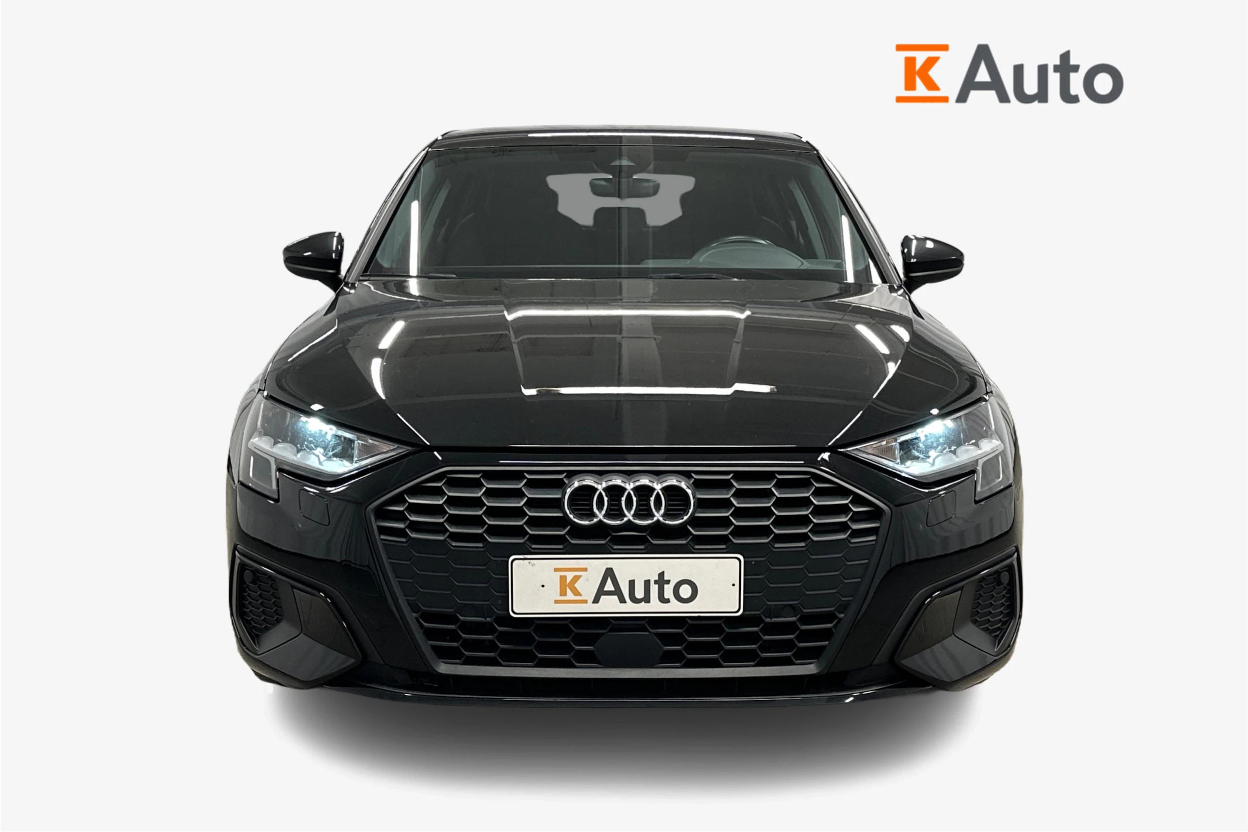 musta Audi A3 2023 kuva 4.
