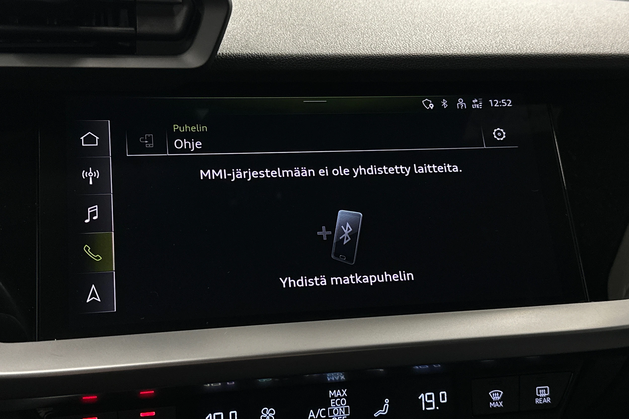 musta Audi A3 2023 kuva 21.