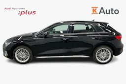 musta Audi A3 2023 kuva 5.