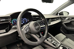 musta Audi A3 2023 kuva 6.