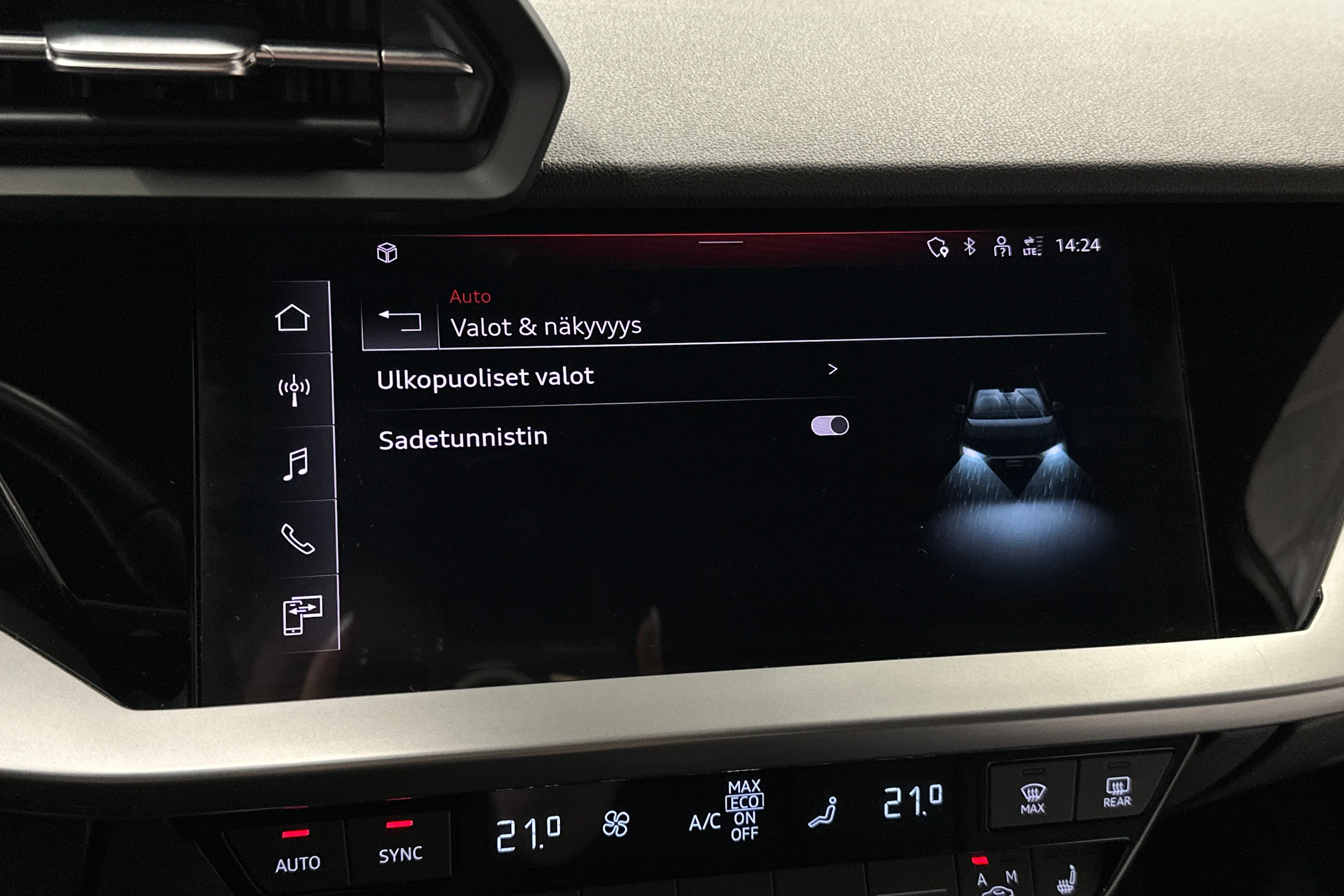 musta Audi A3 2023 kuva 21.