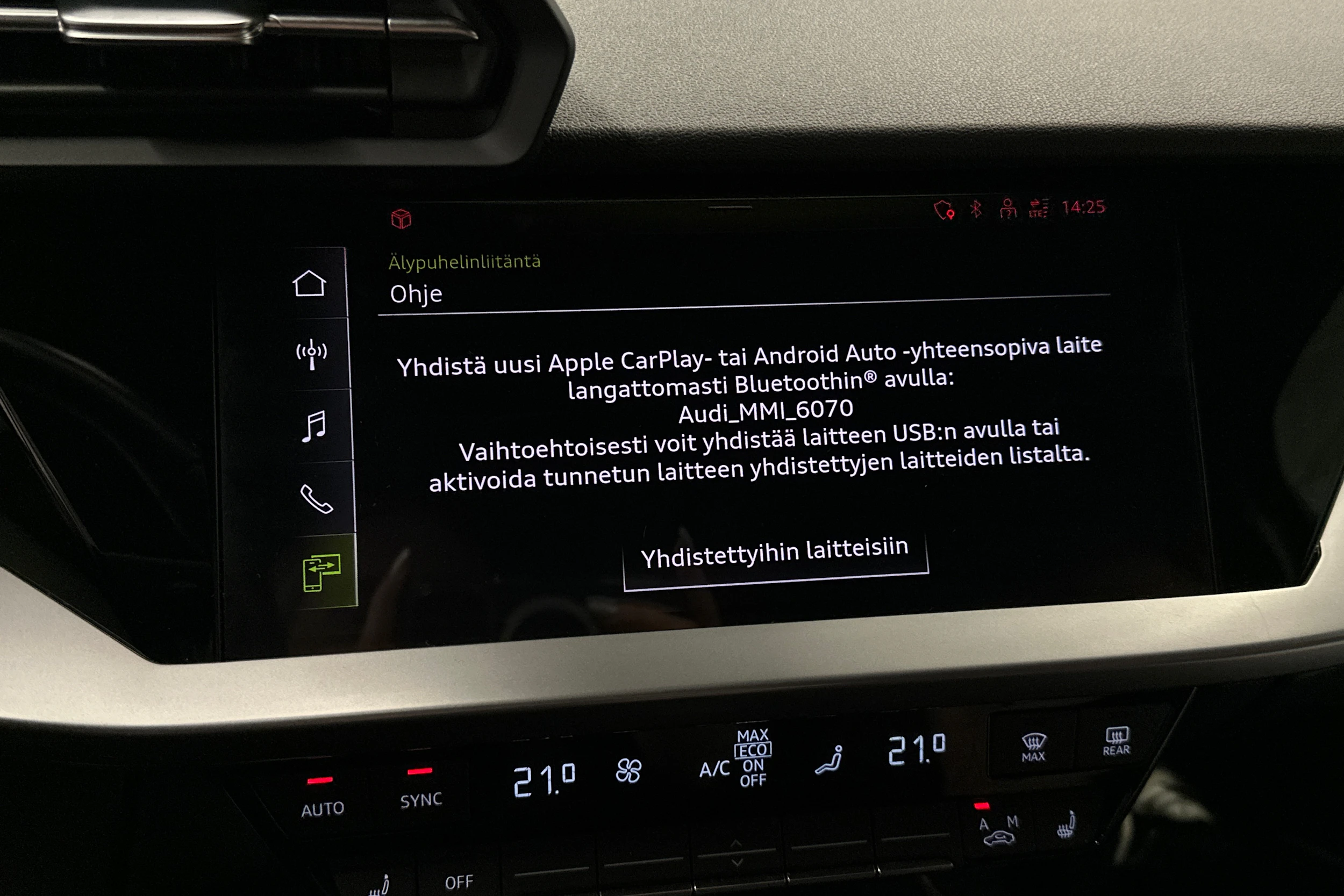musta Audi A3 2023 kuva 26.