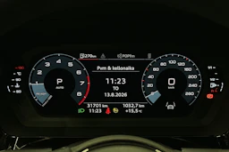 valkoinen Audi A3 2023 kuva 13.