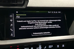 valkoinen Audi A3 2023 kuva 21.