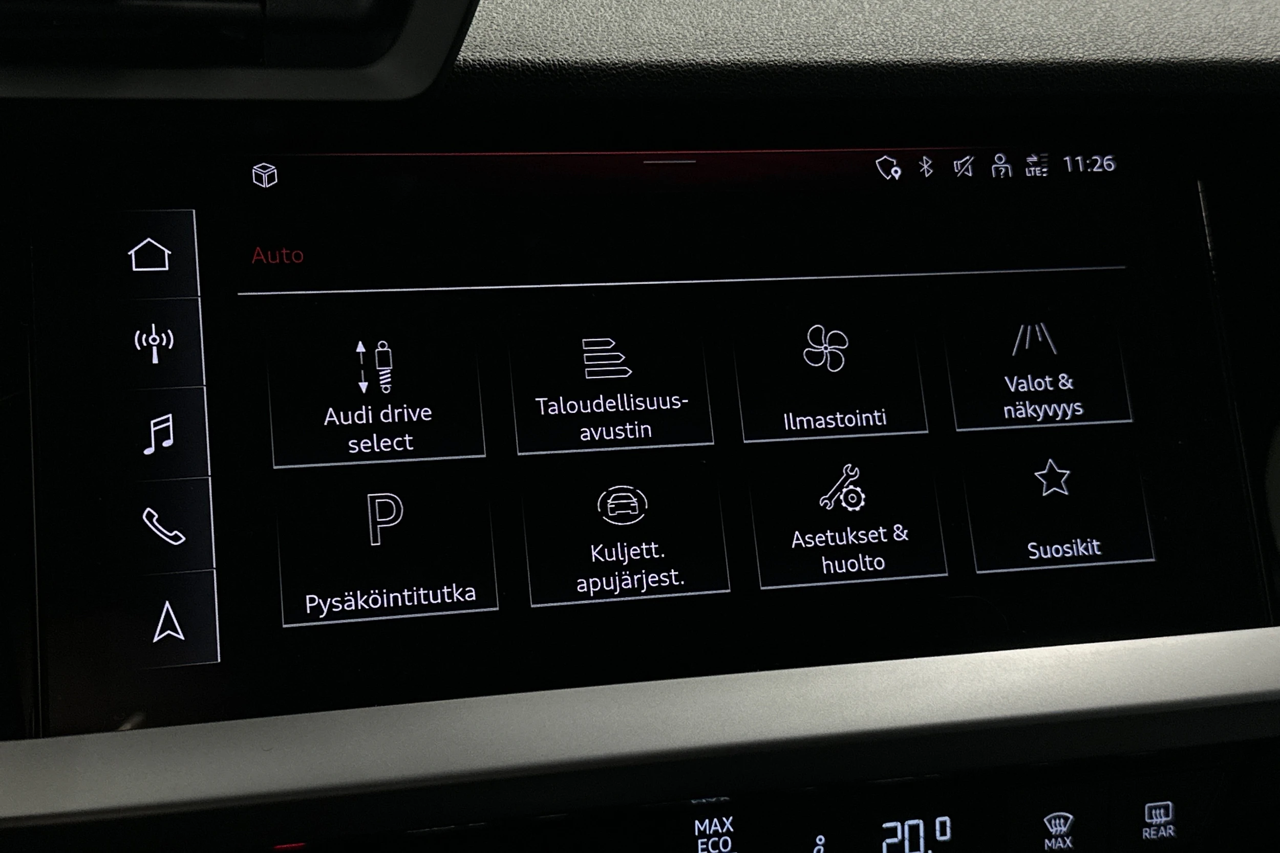 valkoinen Audi A3 2023 kuva 22.