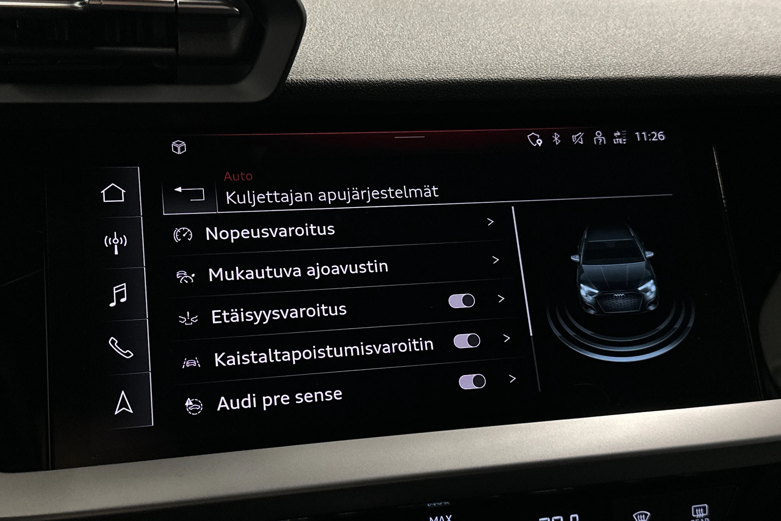 valkoinen Audi A3 2023 kuva 24.