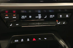 valkoinen Audi A3 2023 kuva 27.