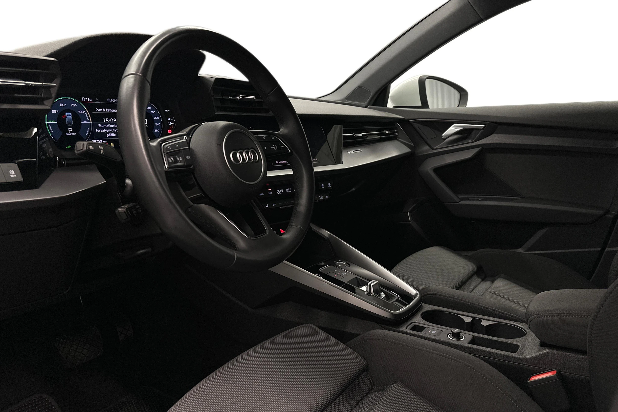 valkoinen Audi A3 2023 kuva 8.