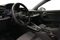 valkoinen Audi A3 2023 kuva 8.