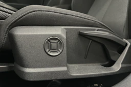 valkoinen Audi A3 2023 kuva 17.