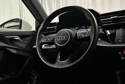 valkoinen Audi A3 2023 kuva 18.