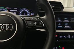 valkoinen Audi A3 2023 kuva 20.