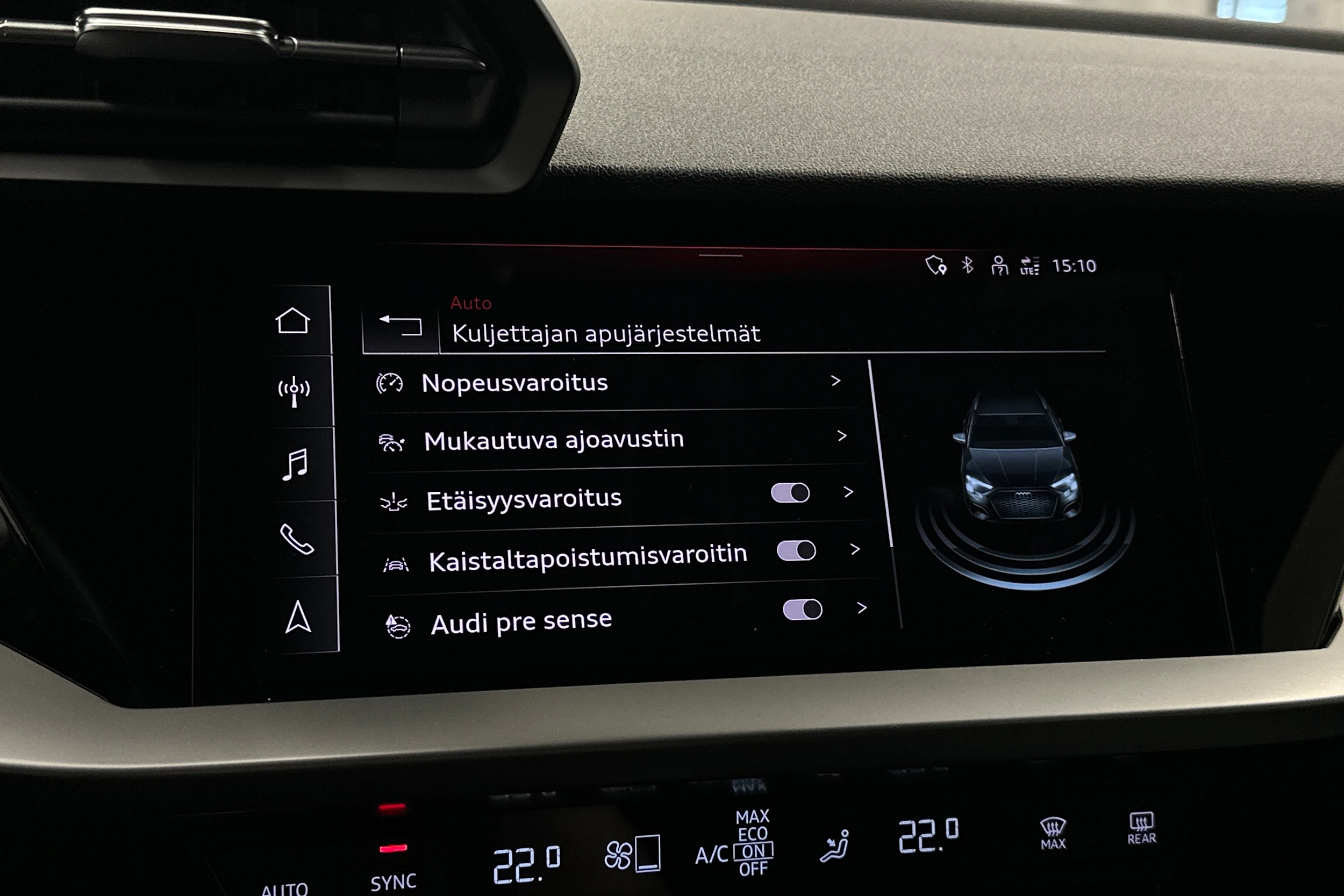 valkoinen Audi A3 2023 kuva 24.