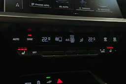 valkoinen Audi A3 2023 kuva 29.