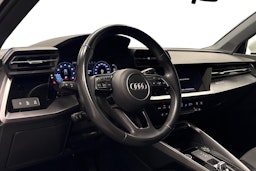valkoinen Audi A3 2023 kuva 3.
