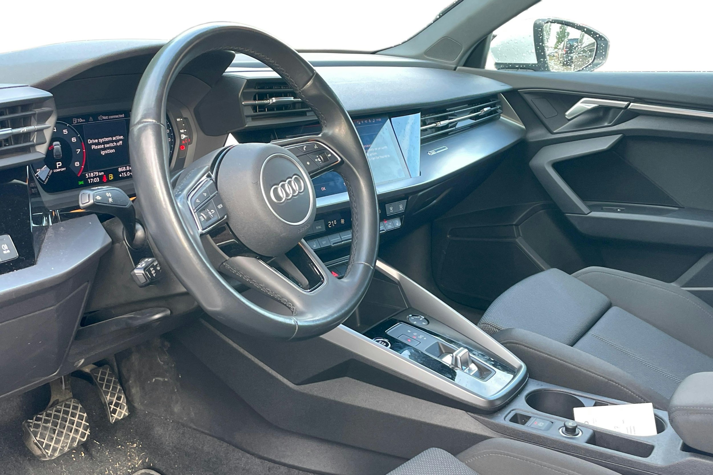 valkoinen Audi A3 2023 kuva 3.