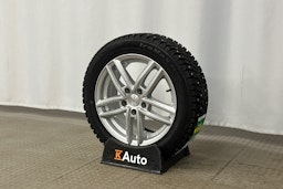 valkoinen Audi A3 2023 kuva 13.