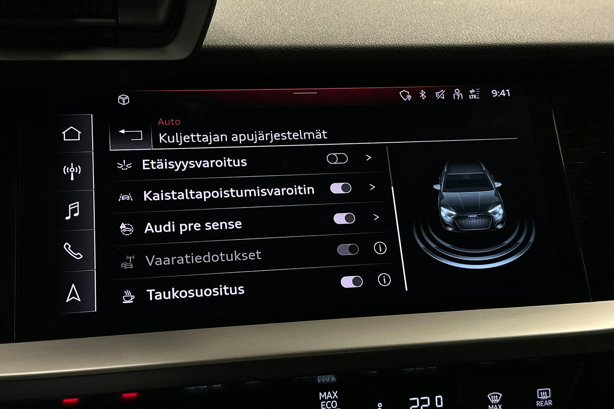 valkoinen Audi A3 2023 kuva 23.