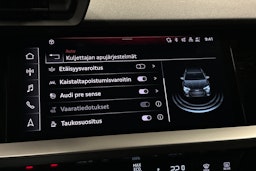 valkoinen Audi A3 2023 kuva 23.