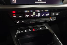 Harmaa Audi A3 2023 kuva 23.