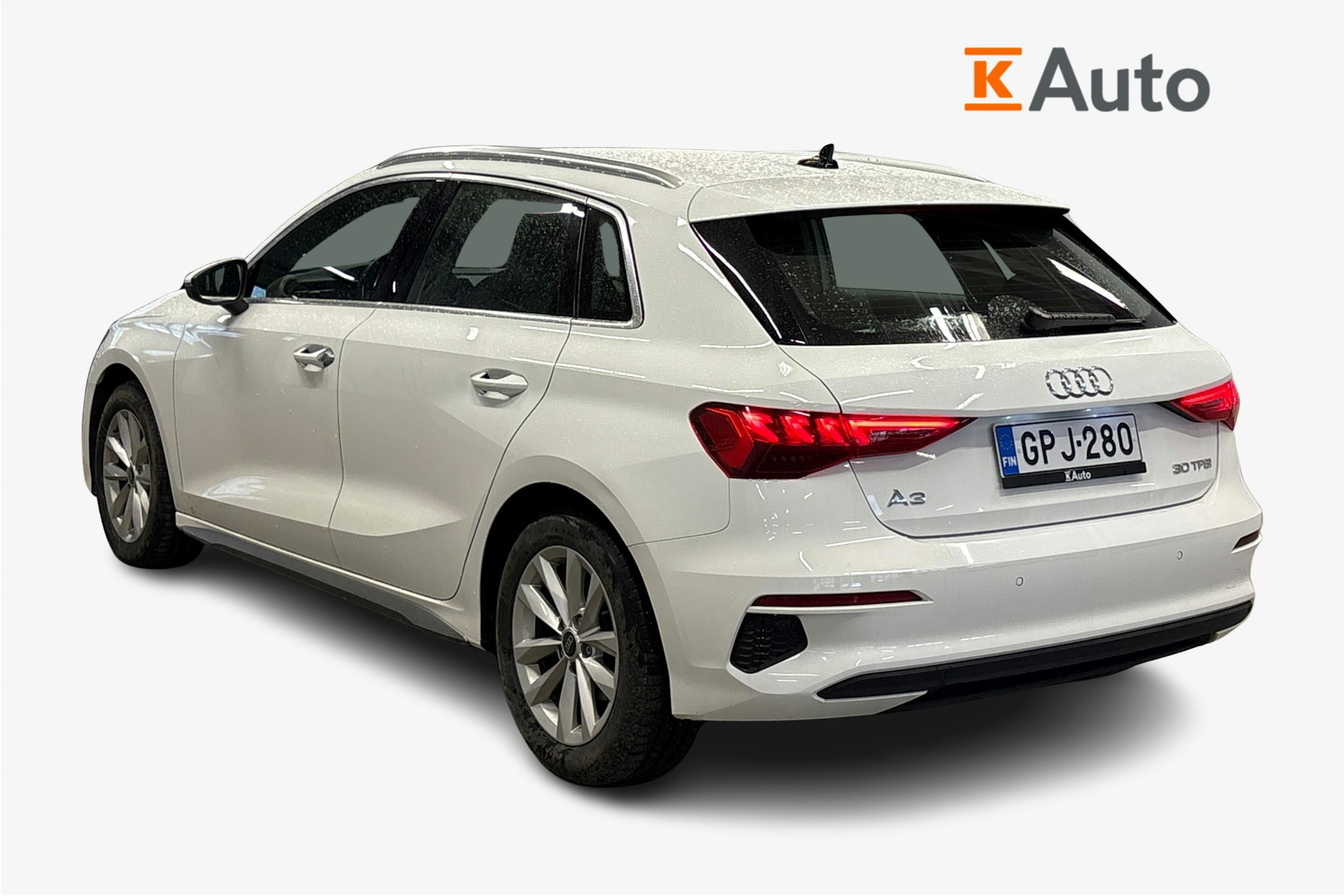 valkoinen Audi A3 2023 kuva 2.