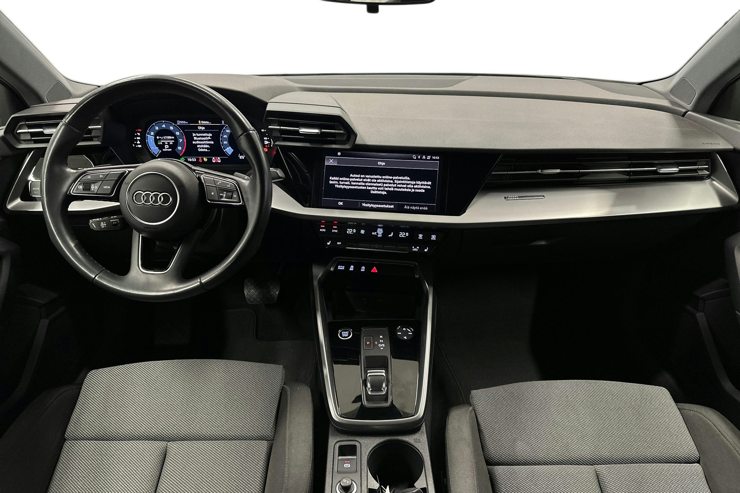 valkoinen Audi A3 2023 kuva 9.