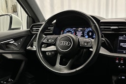 valkoinen Audi A3 2023 kuva 15.