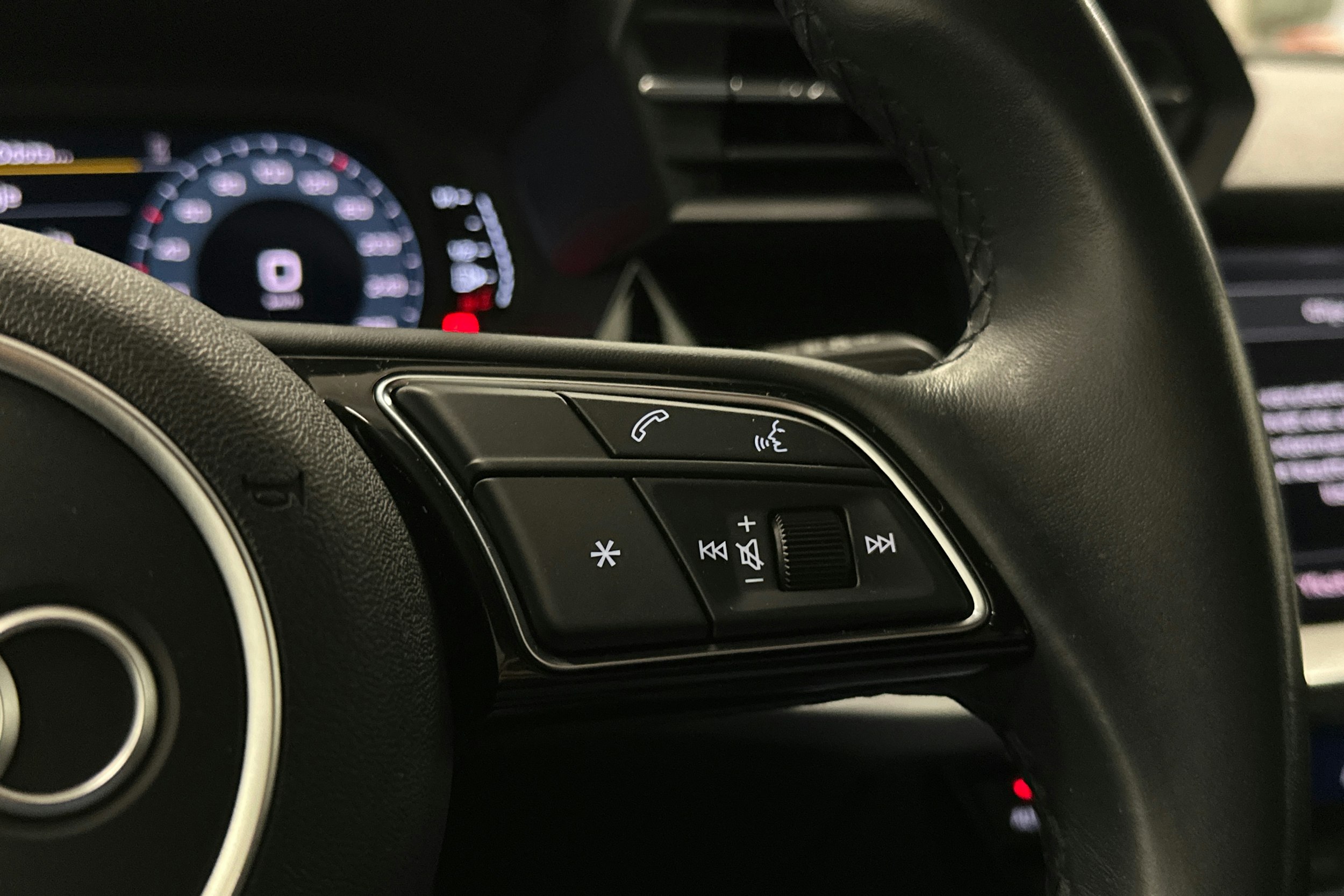 valkoinen Audi A3 2023 kuva 20.