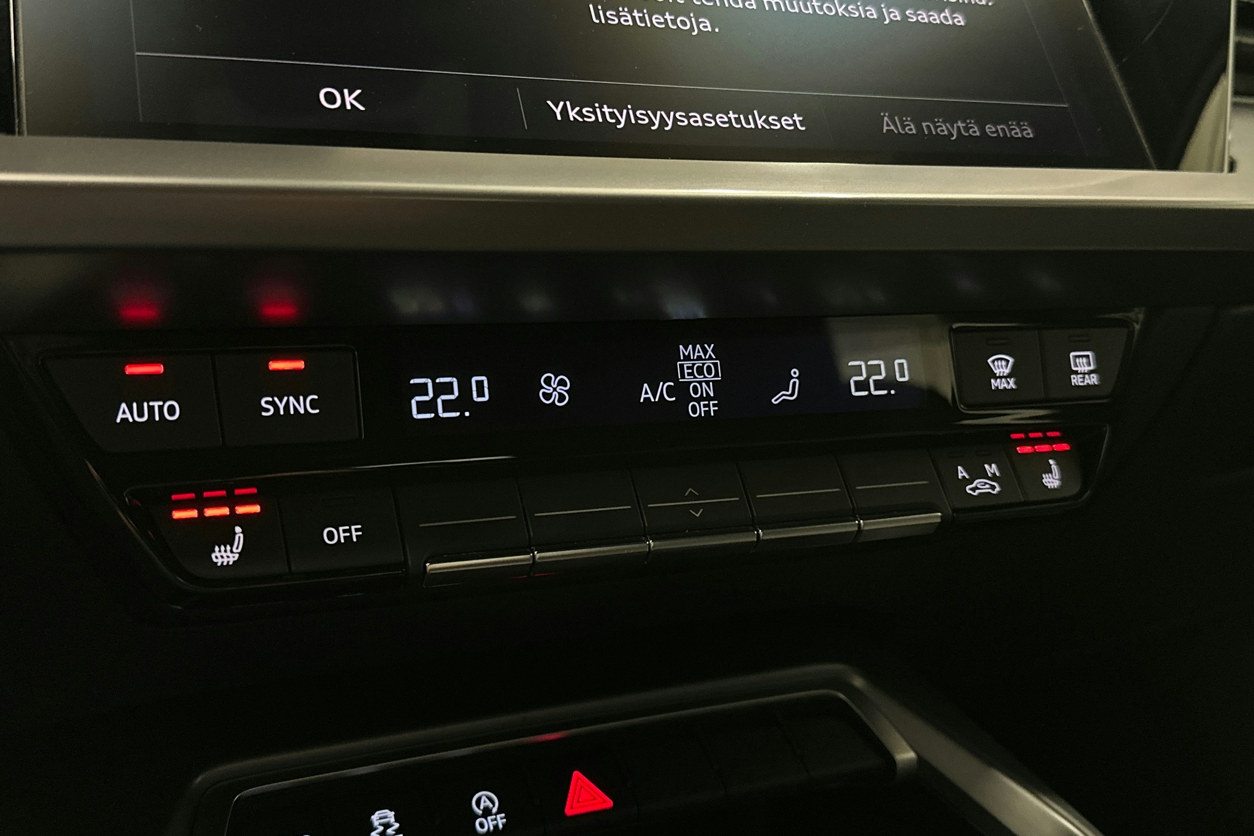 valkoinen Audi A3 2023 kuva 22.