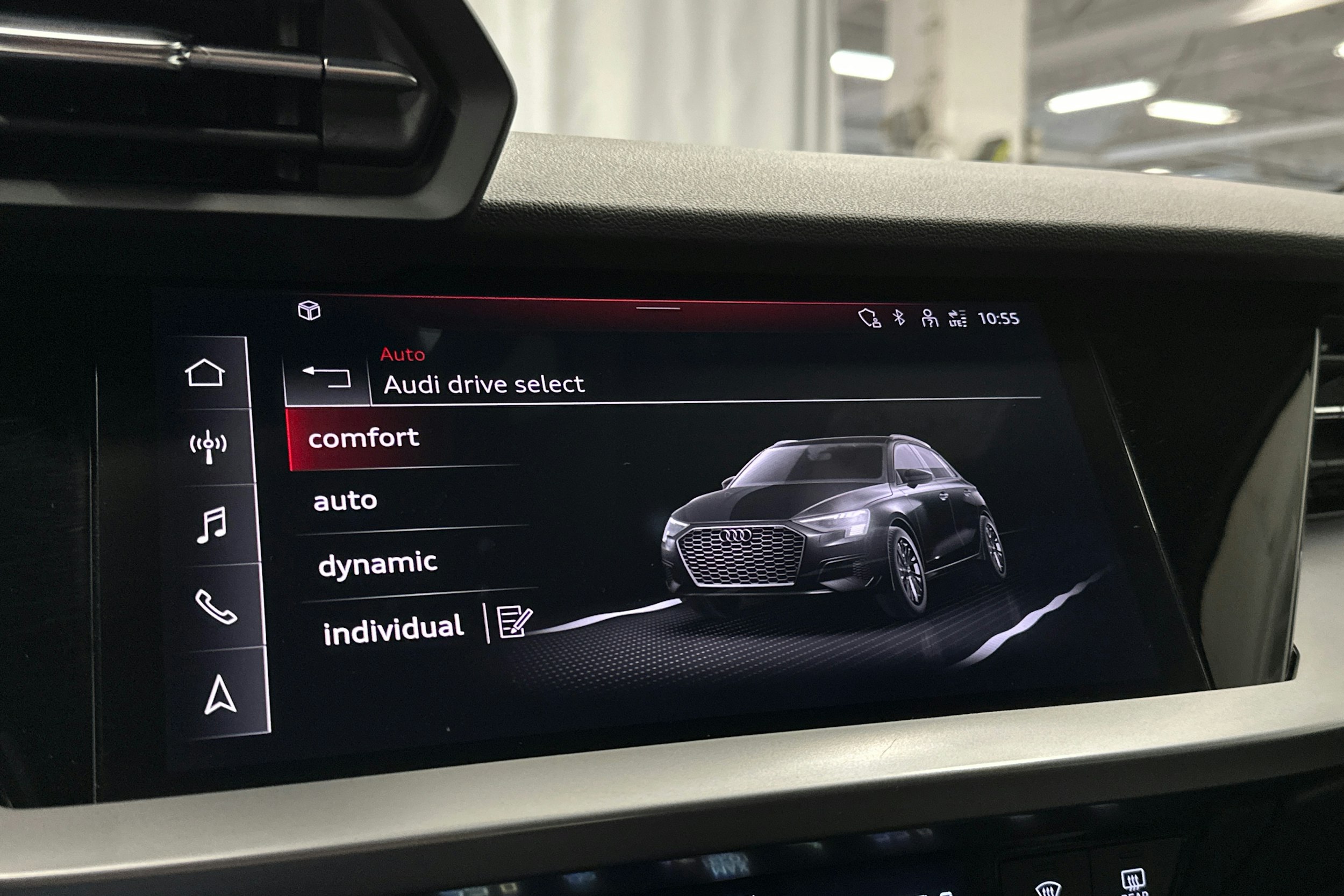 valkoinen Audi A3 2023 kuva 26.