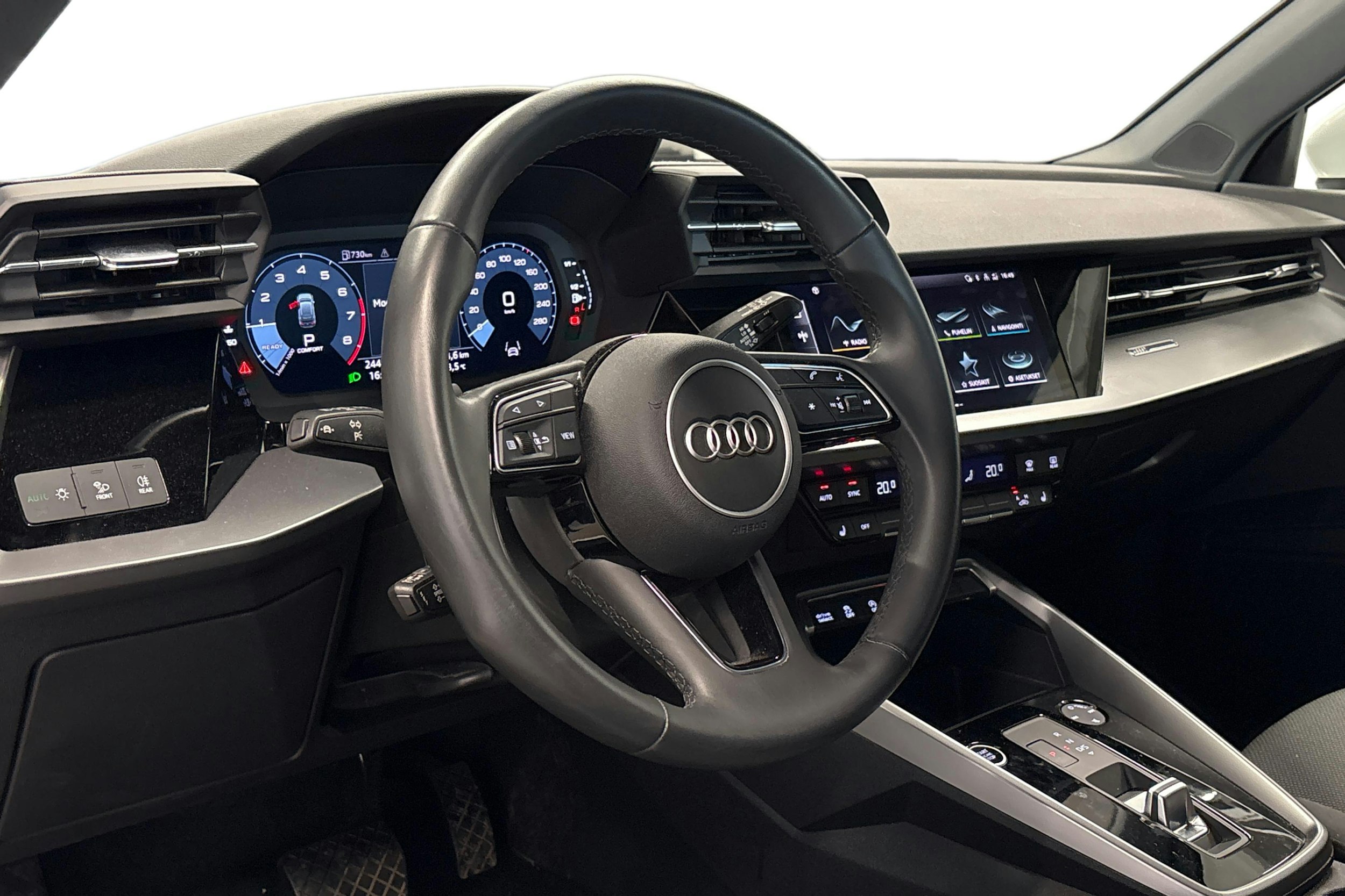 valkoinen Audi A3 2023 kuva 3.