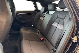 musta Audi A3 2023 kuva 10.