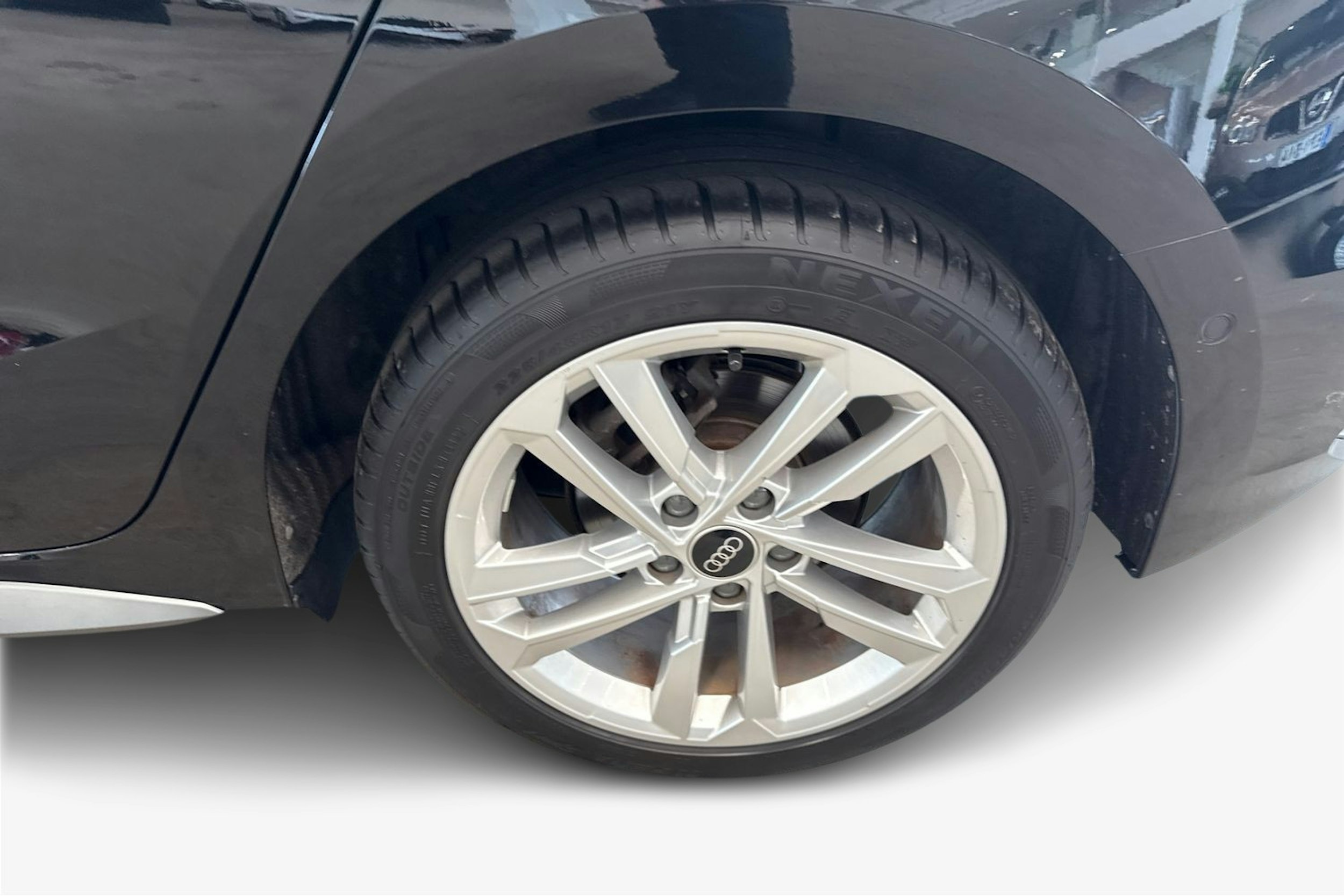musta Audi A3 2023 kuva 11.